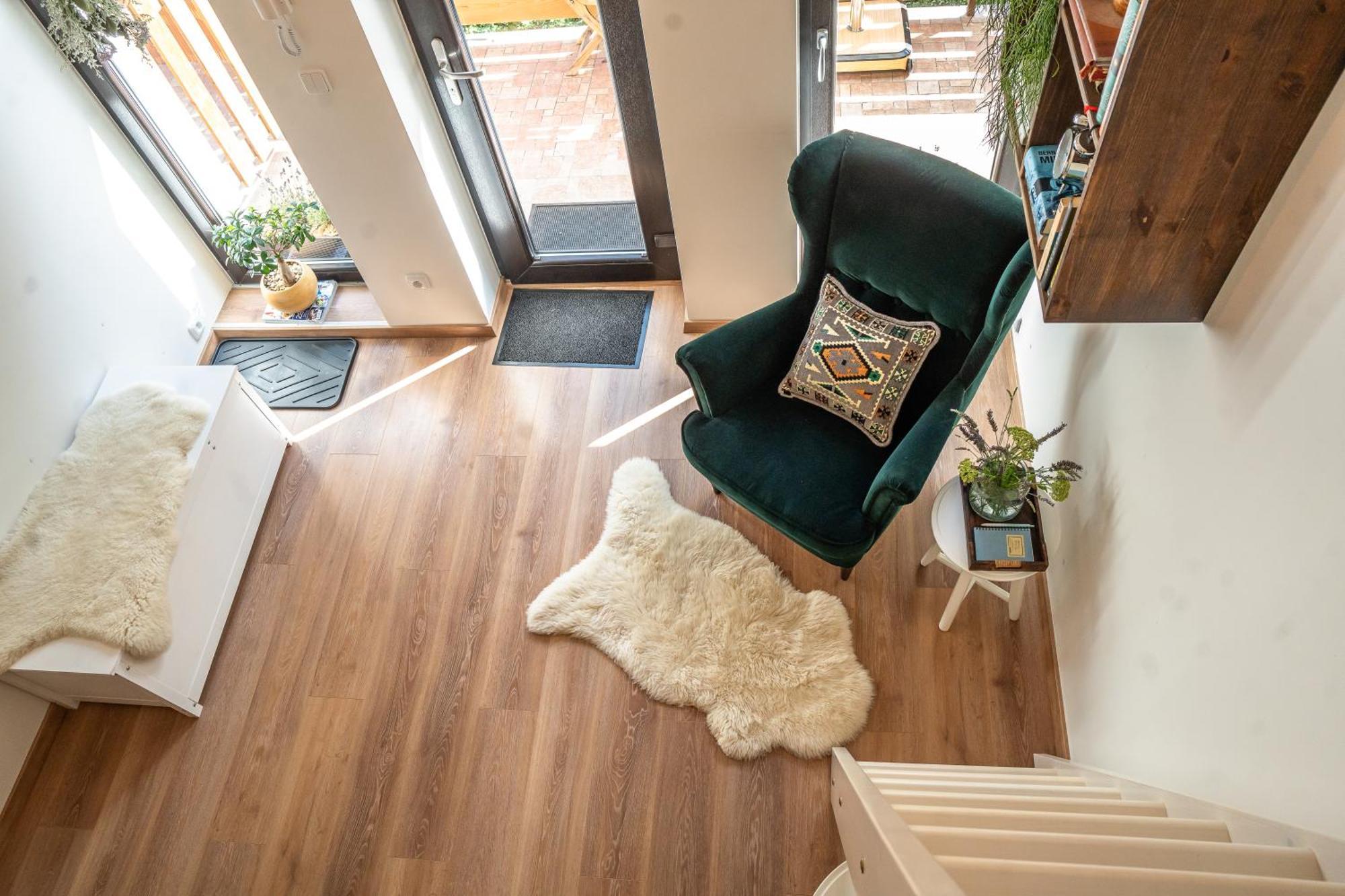 Apartman Spaleny Mlyn Lisnice Buitenkant foto